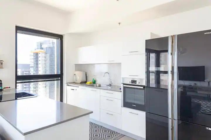 Oַ&O Group- Luxury Apt Tower Best Sea View Bat Yam Εξωτερικό φωτογραφία