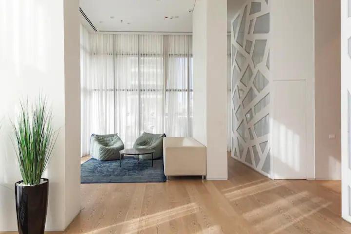 Oַ&O Group- Luxury Apt Tower Best Sea View Bat Yam Εξωτερικό φωτογραφία