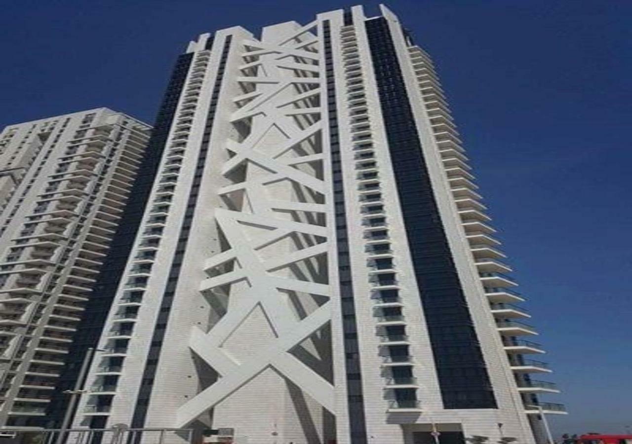 Oַ&O Group- Luxury Apt Tower Best Sea View Bat Yam Εξωτερικό φωτογραφία